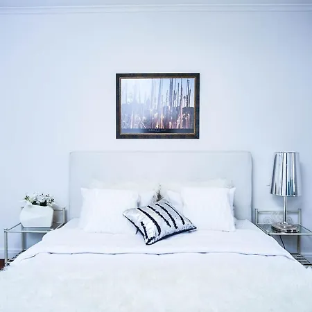 Park Apartment *